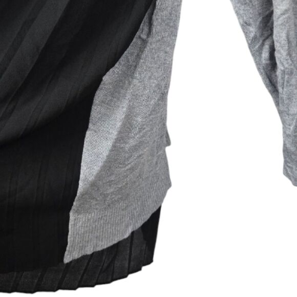 Lane Bryant Pleated Chiffon Back Gray Sweater Pullover Cut Out V-Neck Plus Size - Picture 6 of 13